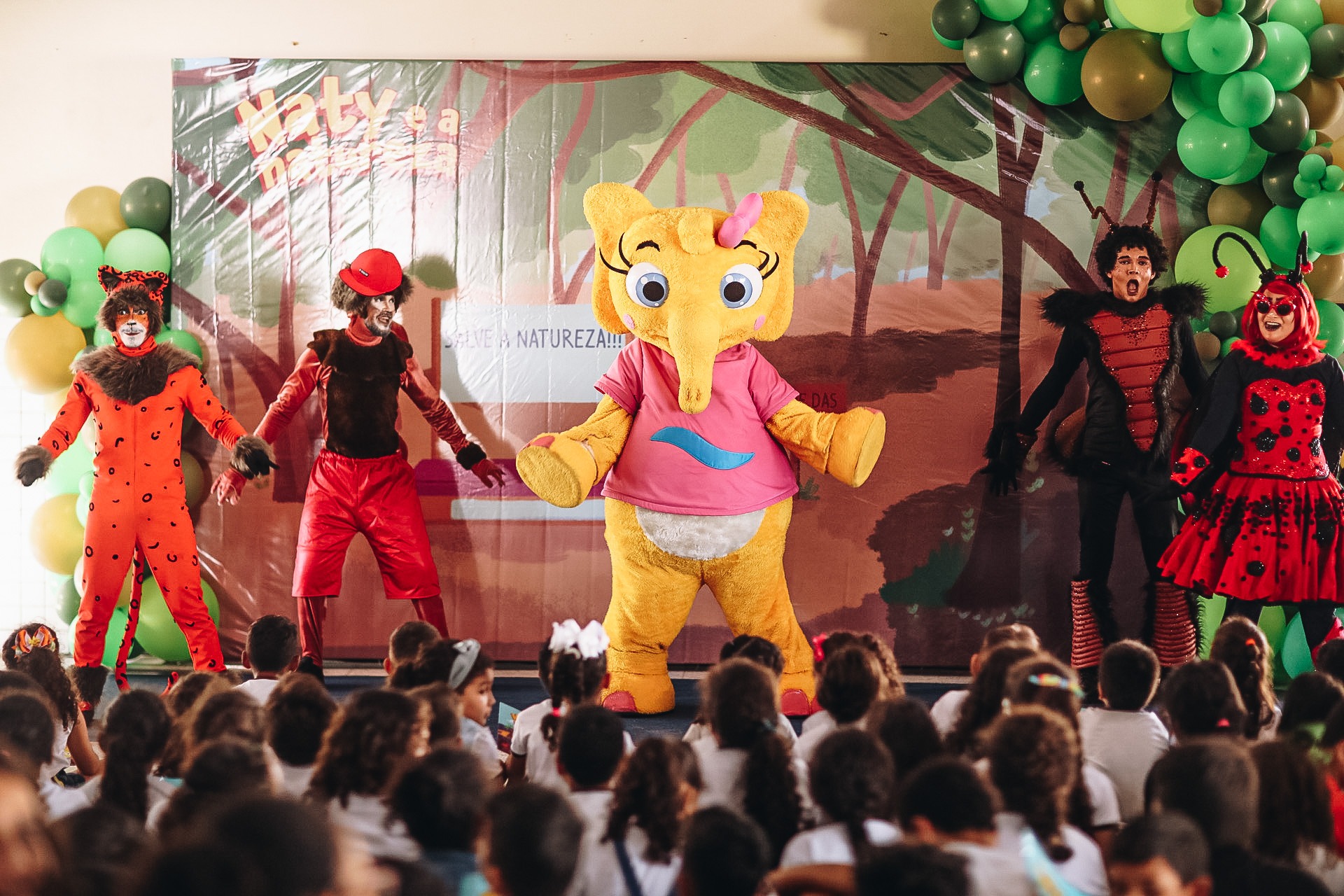 Naty nas Escolas
