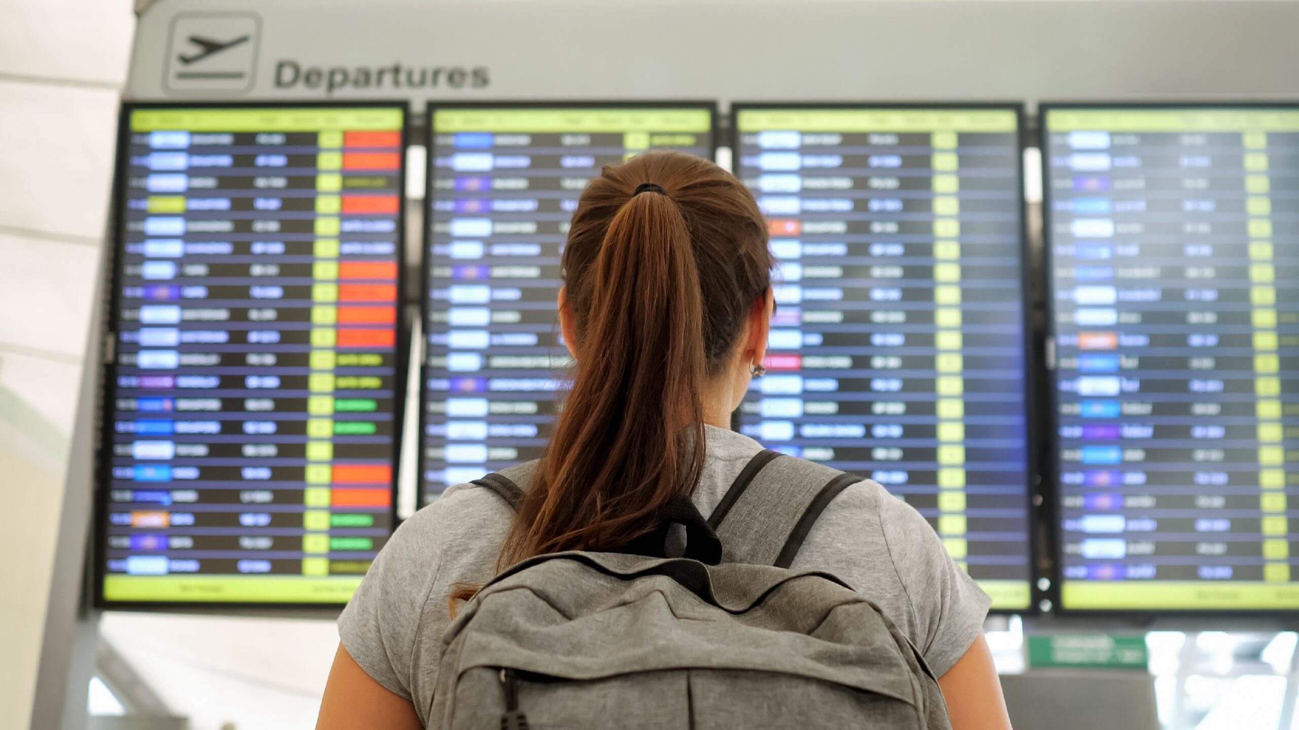 menores de idade em viagens desacompanhados